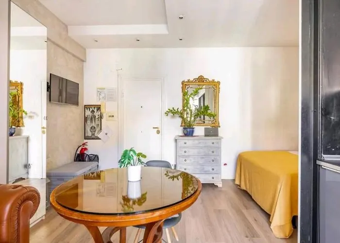 St Peter Apartment *
